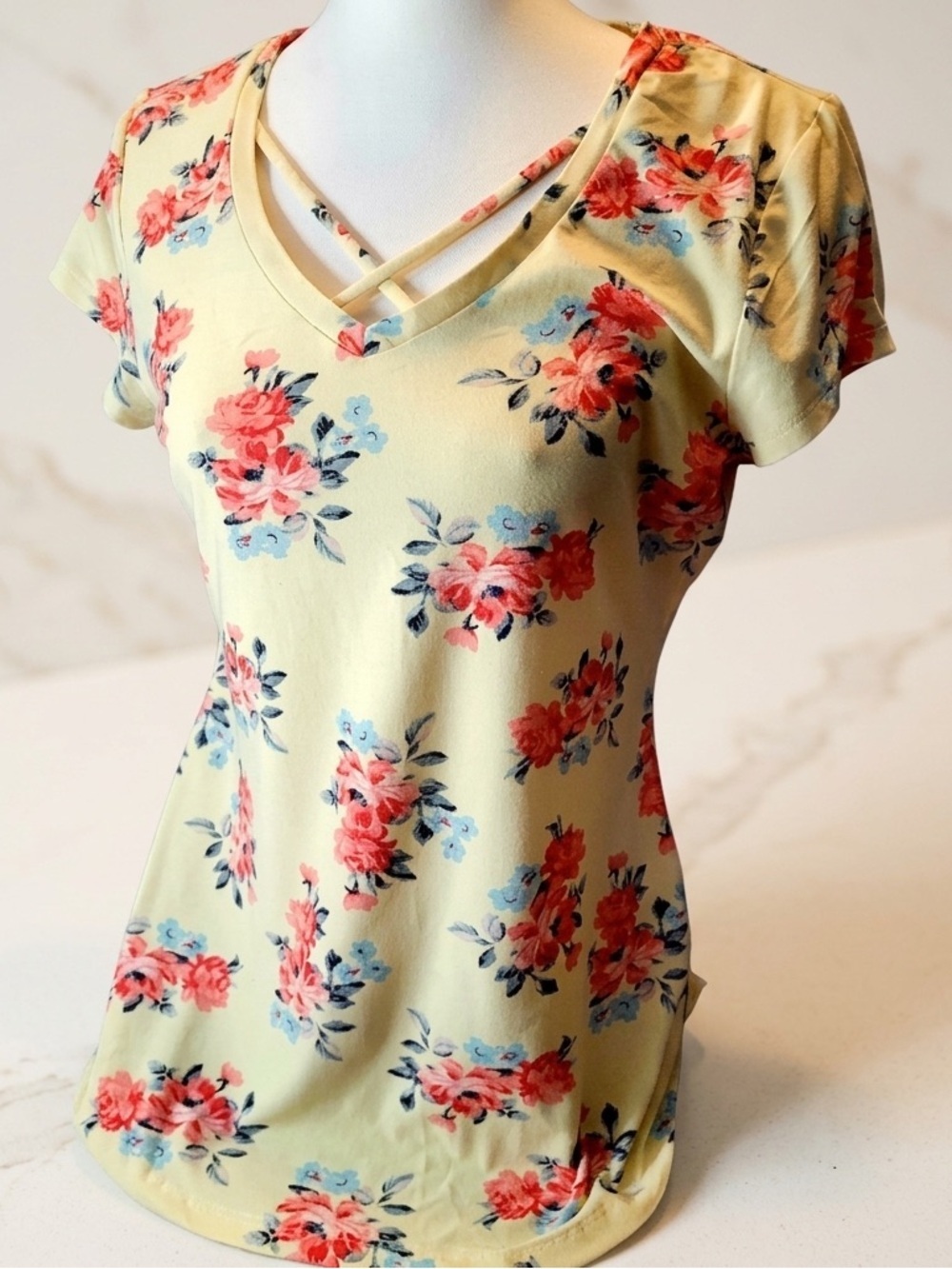 Joe Boxer Summer Soft V-neck Floral Women's Blouse size XL